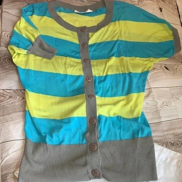 TRINA TURK lightweight spring sweater - Picture 1 of 4